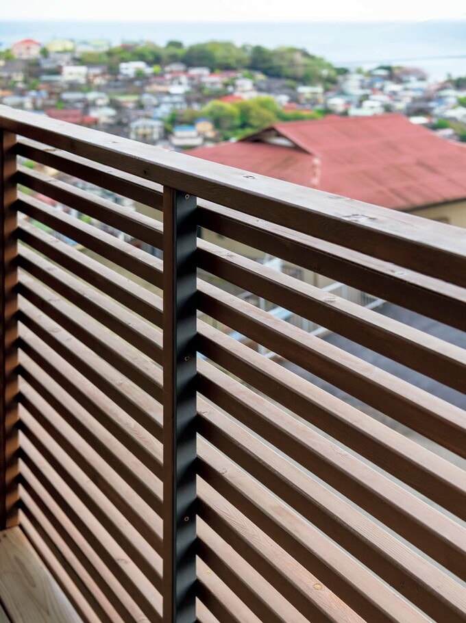 下からの視線をカット