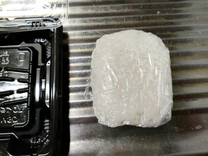 余ったご飯はラップしてそのまま冷凍