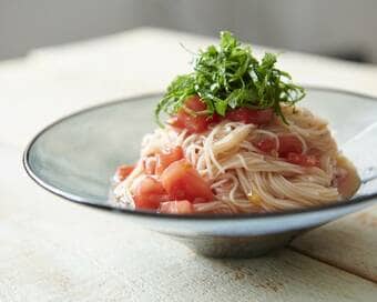 残暑に食べたいそうめんアレンジ。トマト1個使ってさわやか