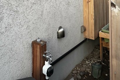 こりゃ失敗だ…家づくりで「コンセントの位置」に後悔。住んで気づいた電源と水栓の“メリット・デメリット”