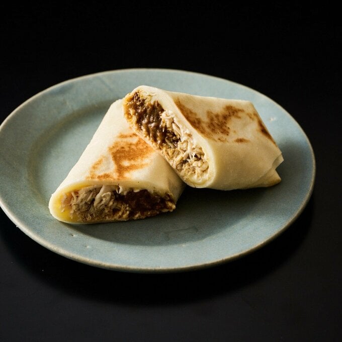 カレーチーズブリトー