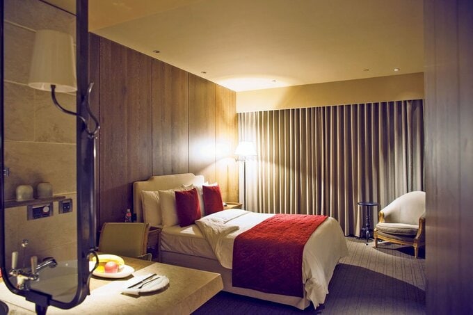 モダンな客室にはアメニティが充実