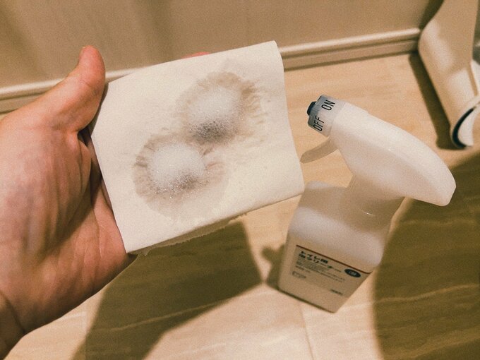 洗剤をつけてもやぶれにくく、掃除もしやすい