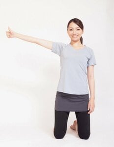 指を1本ずつ伸ばす