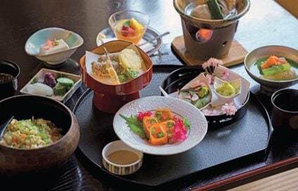 憧れの宿坊体験！とっておきグルメからお土産まで高野山を徹底解説