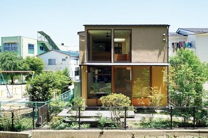 【注文住宅事例】まるで戸外のような空間！天窓からの光と木に包まれた家