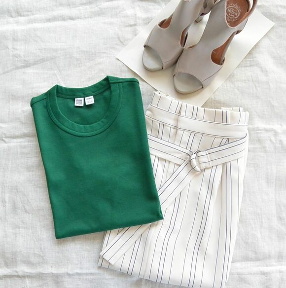 ユニクロUのTシャツ