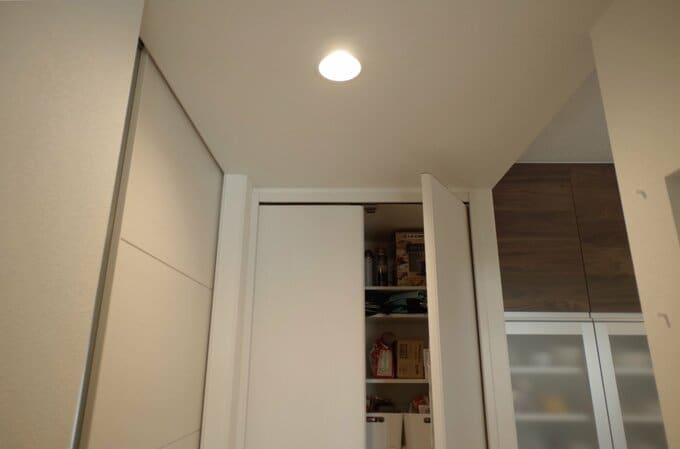 不満点は内部の暗さ