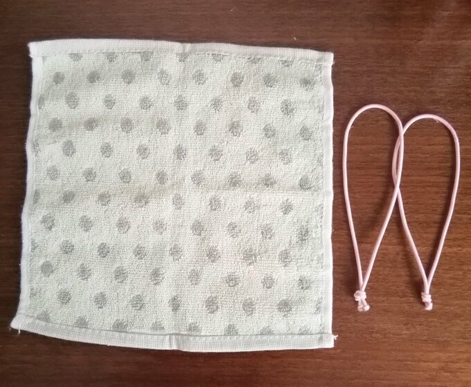 ハンカチとゴム