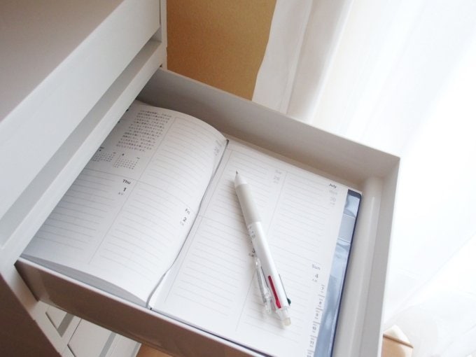 手帳をいれた引き出し