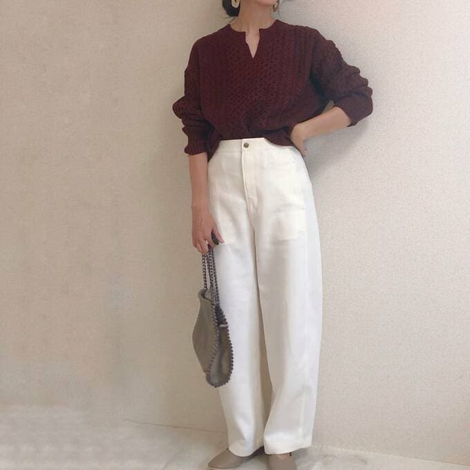 デニムに合わせてシンプルカジュアルコーデ！