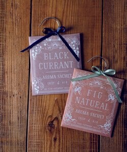 かけておくだけでクローゼットが 優しく香る