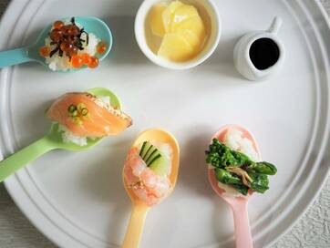 春色スプーンでひとくち寿司！100円グッズの食卓アイデア