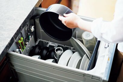 洗い物は全力で食洗機におまかせ！ラク家事で余った時間は家族との会話に