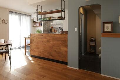 DIYも駆使した充実の収納でスッキリ暮らす！