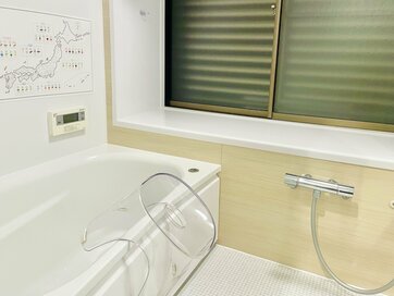 お風呂掃除、窓は開ける？閉める？意外と知らない「正しい換気」でカビ対策を万全に