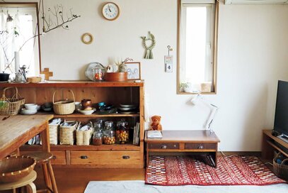 オープン収納でもすっきり見える。ものが多くてもおしゃれな部屋6つ