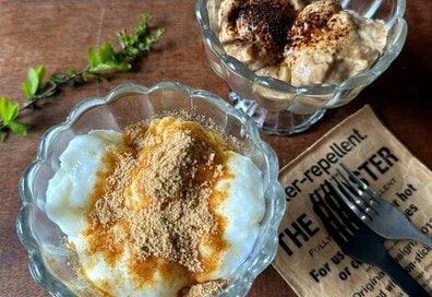 山本ゆりさんの食べ出したら止まらない「ぷるぷる牛乳もち」。電子レンジで簡単にできる