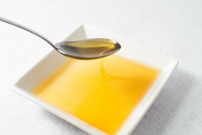 ドレッシングには？炒め物には？菜種、オリーブ、ゴマ…植物油の上手な使い分け