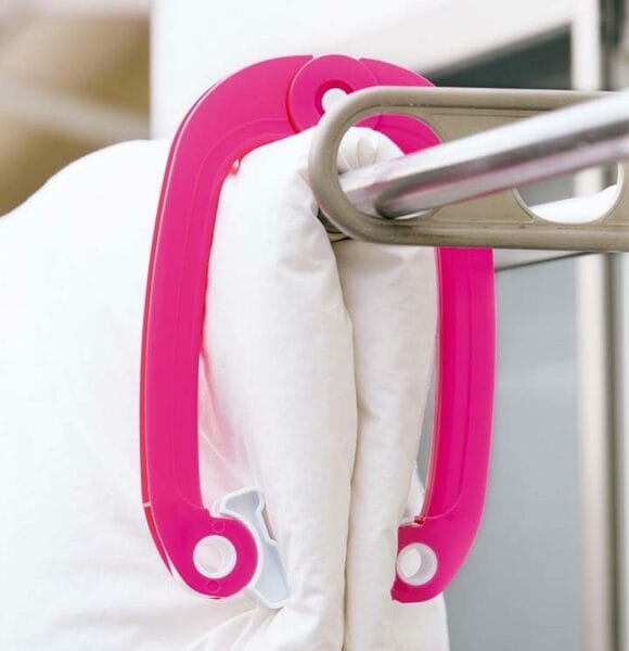 強力で安心。布団ハンガー