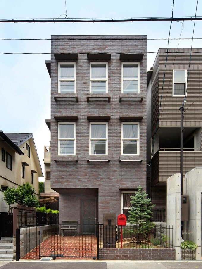 閑静な住宅街に建つ都市型住宅