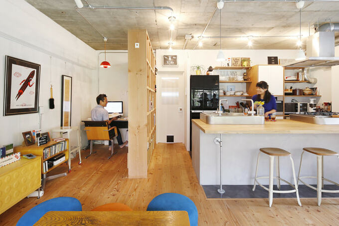 書棚がパーテーション