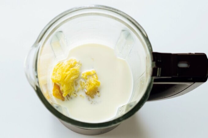 ミキサーに入れた材料