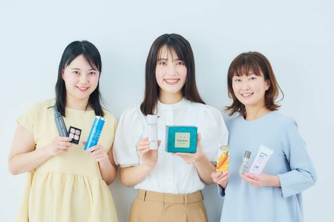 左からsakuraさん、安蒜花瑛さん、竹本志帆さん