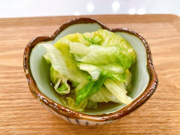 夏のレタスは「浅漬け」がおすすめ。半玉ぺろりと食べられちゃう