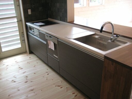 タカラスタンダードのシステムキッチン「オフェリア」