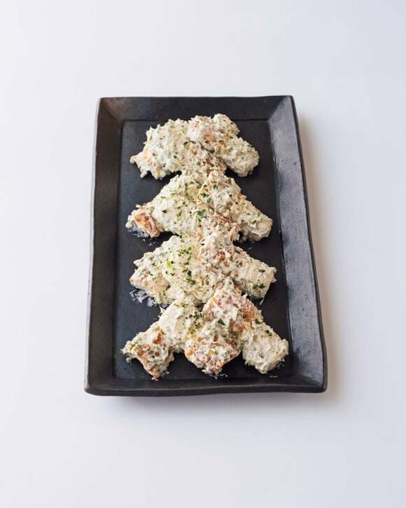 ちくわとクリームチーズの磯辺あえ