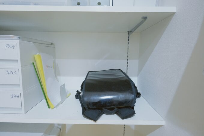 オープンなパントリーの一部をランドセルの定位置にしました