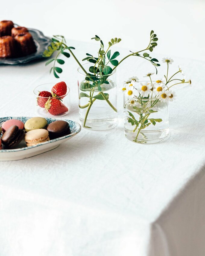 テーブルフラワーとスイーツ