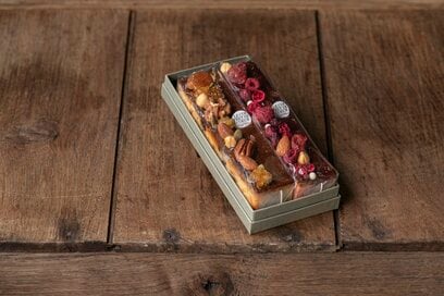 宝石箱のような「パウンドケーキ」。どこを食べてもおいしく、手土産にぴったり！