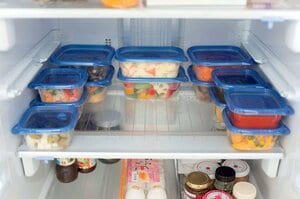 コンテナの形をそろえてコの字置きにする