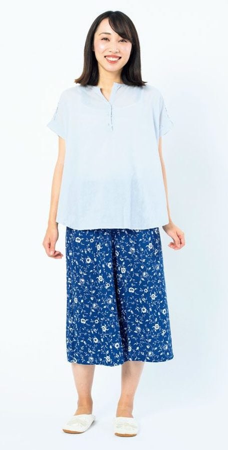 リラックスウェア女性