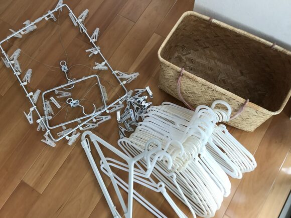 空のハンガーは洗濯スペースに