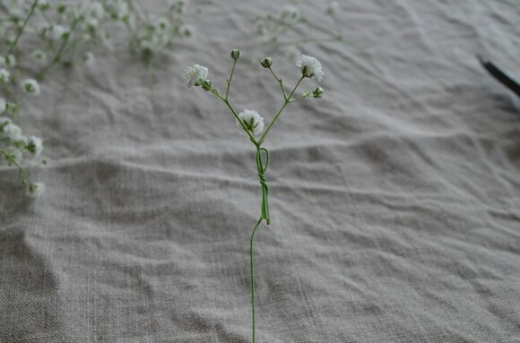 ワイヤーの片方の先をU字に