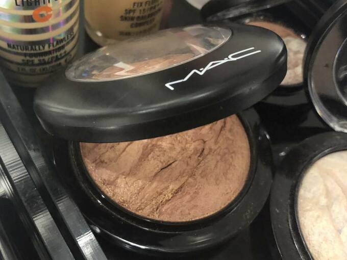 フェイスパウダー