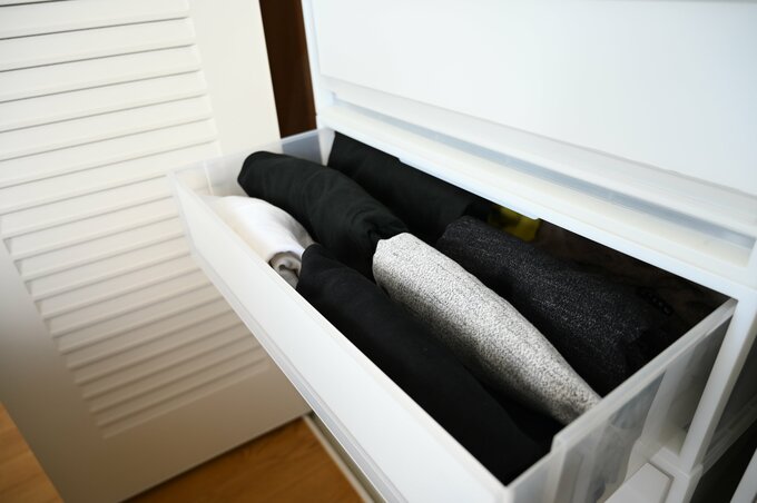 長袖は引き出しへ