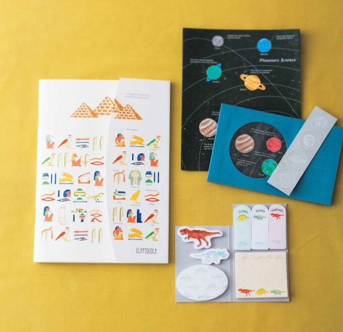 宇宙恐竜など文房具