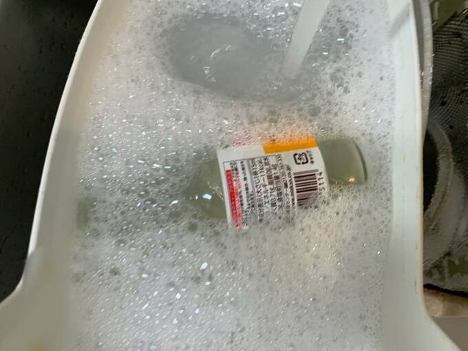 オキシクリーンを溶かして、その中にドボンとつける