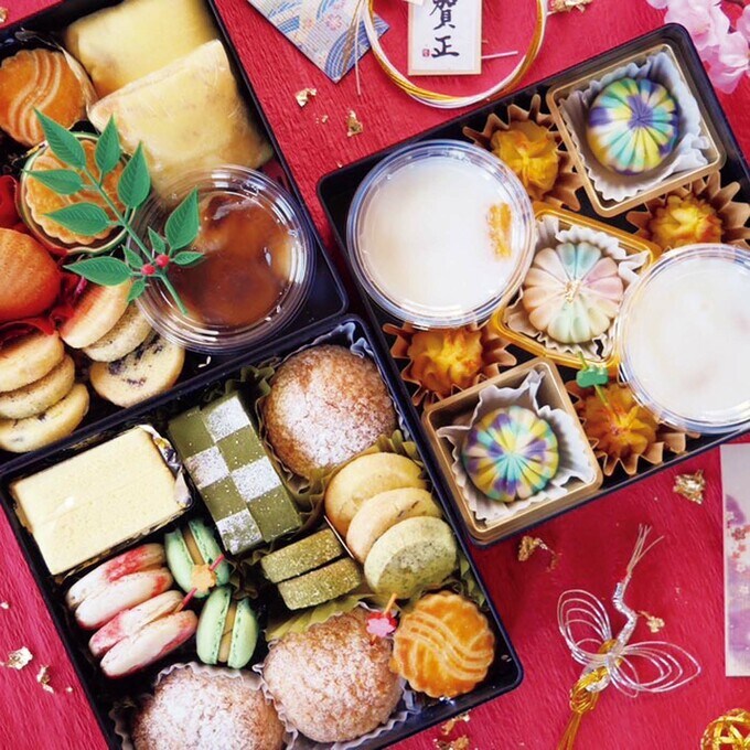 スイーツおせち4