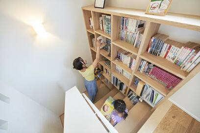 趣味や仕事スペース、ライブラリーも！在宅時間が楽しい、家族の気配が感じられる家