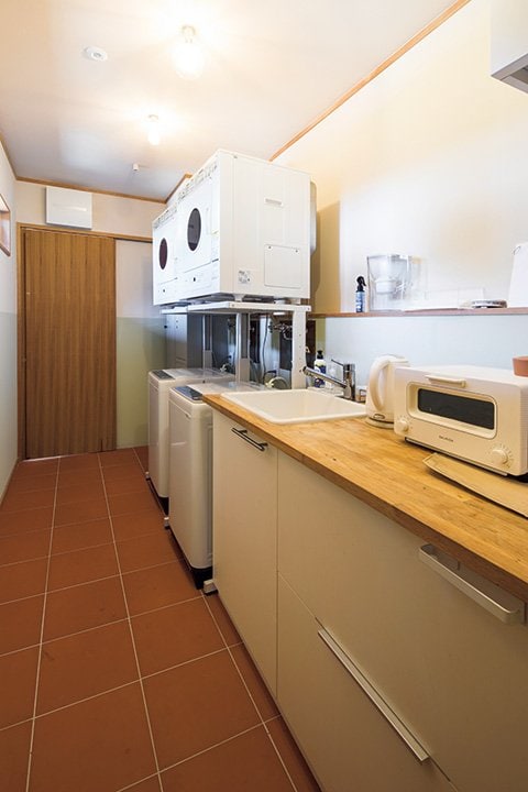 民泊ゲストと共有する洗濯室