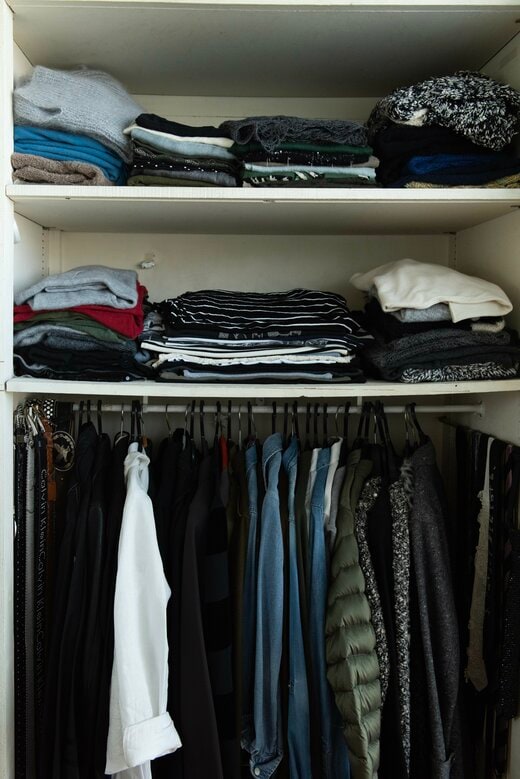 トップスは3段の区分け収納