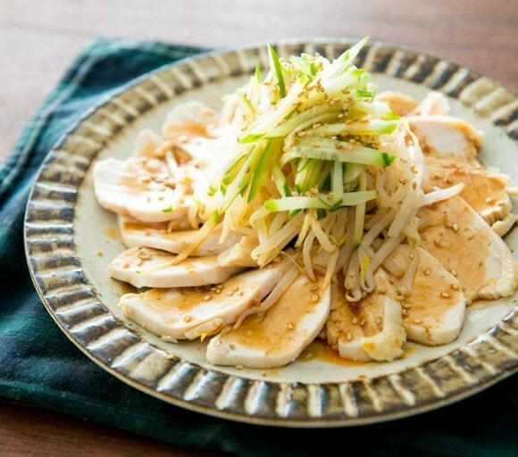 蒸し鶏のピリ辛中華ダレ