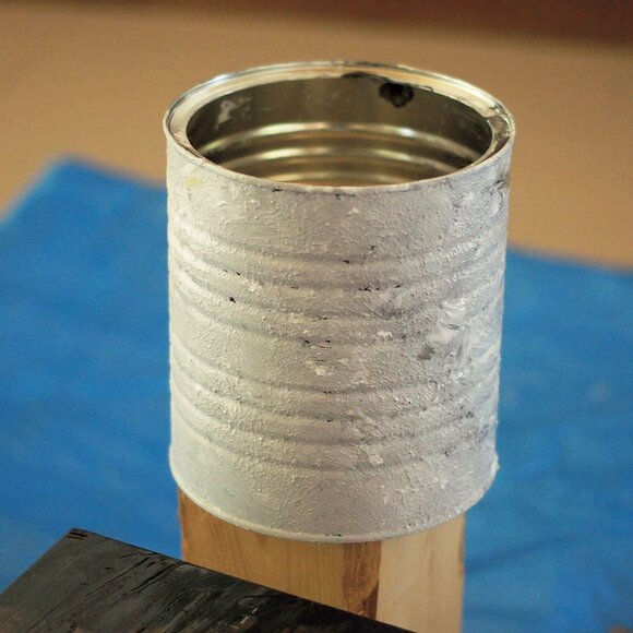 ザラザラしたアンティーク風の質感に