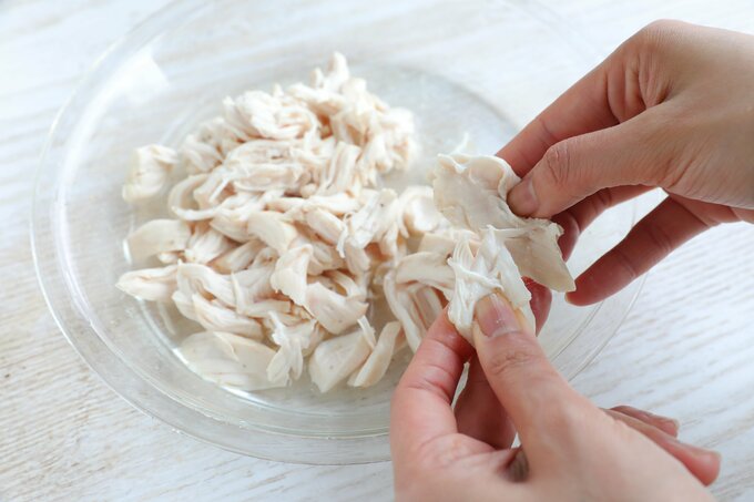 ササミをほぐす