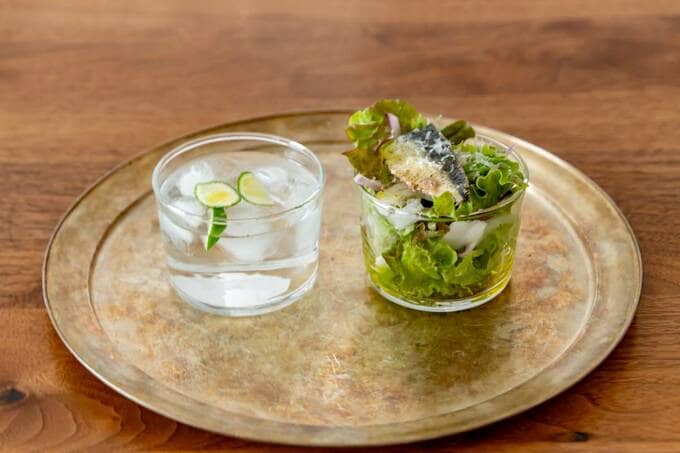 グラスやおちょこを器として使う